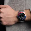 A person wearing a watch on their wrist. Produktbild-Vorschau