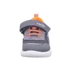 A close-up front view of a child's sneaker. Produktbild-Vorschau