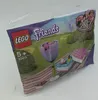 LEGO® Friends 30411 Boîte de chocolats & fleur - Petit Voir les images du produit 2
