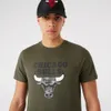 T-shirt New Era pour fans - UTILITY Chicago Bulls olive - S Voir les images du produit 3