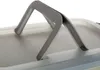 A close-up view of the handle of a plastic storage box. Voir les images du produit