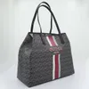 Guess Vikky Frauen G Cube Logo Druck Synthetik Tote Tasche Produktbild-Vorschau 2