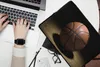 MuchoWow® Laptop Hülle 14 ZollEin Basketball im Produktbild-Vorschau 2
