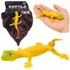 Figura de goma Gecko dorado reptil realista extensible 15,5 Vista previa de la imagen del producto 1