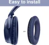 A close-up image showing a pair of navy blue headphones with one ear pad detached, indicating it is a replacement part. An arrow points from the detached ear pad towards the headphone, suggesting an installation process. Produktbild-Vorschau
