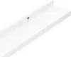A close-up, angled view of a white shelf with a mounting hole visible. Voir les images du produit