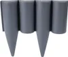 A close-up studio shot of a gray garden border made of plastic. Anteprima dell’immagine prodotto