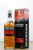 A bottle of Auchentoshan 12 Year Old Single Malt Scotch Whisky and its gift box are displayed against a white background. Produktbild-Vorschau