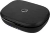 A black Motorola VerveBuds 800 charging case with the Motorola logo on top and indicator lights on the front. Podgląd zdjęcia produktu