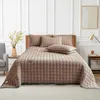 Přehoz na postel 230x250 cm se 2 povlaky na polštáře 50x70 Náhled obrázku produktu 1