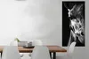 MuchoWow® Poster Tierprofil Giraffe in schwarz und weiß Produktbild-Vorschau 2