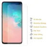 A screen protector is shown on a smartphone, with a list of features to the right. Produktbild-Vorschau