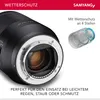 A close-up of a camera lens with marketing text and diagrams highlighting its weather-resistant features. Anteprima dell’immagine prodotto