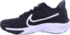 A side view of a black Nike Star Runner 4 sneaker with a white Nike swoosh logo. Voir les images du produit