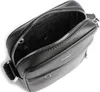 An open black leather crossbody bag with a silver zipper. Anteprima dell’immagine prodotto