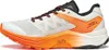 Trailrunning-Schuhe "Spin Ultra 2" von Scarpa in Weiß und Orange mit atmungsaktivem Obermaterial und rutschfester Sohle. Náhľad obrázku produktu