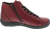 A side view of a red leather bootie with black laces and a black sole. Produktbild-Vorschau