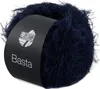 A ball of dark blue fuzzy yarn with a black label. Produktbild-Vorschau