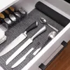Vielseitige Antirutschmatte aus flexiblem, schwarzem Produktbild-Vorschau 2