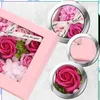 Blumenbox-Set mit duftenden Rosen und Seifenblumen als Produktbild-Vorschau 4