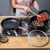 KitchenAid - Padella con coperchio Forgiata Temprata 28 cm Anteprima dell’immagine prodotto 2