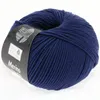 A ball of navy blue yarn with a label. Produktbild-Vorschau