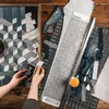 Nóż krążkowy Fiskars 2 w 1 45 mm i linijka 6x24" Podgląd zdjęcia produktu 5