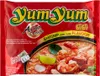 A red package of Yum Yum instant noodles with a picture of the prepared dish. Anteprima dell’immagine prodotto