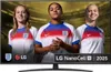 Three women in soccer uniforms are displayed on a TV screen, with branding for LG NanoCell AI 2025. Voir les images du produit