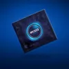 A single condom wrapper is shown against a dark blue background. Náhľad obrázku produktu