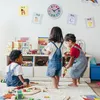 Relaxdays Wanduhr Kinder, Ø 30 cm, bunte Zahlen, Uhrzeit Produktbild-Vorschau 3