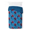 A top-down view of a Spiderman-themed duvet cover laid out on a bed. Produktbild-Vorschau