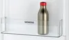Siemens iQ100 KI87V5SE0, Einbau-Kühl-Gefrier-Kombination mit Gefrierbereich unten, 177.2 x 54.1 cm, Schleppscharnier, Detail Flaschenfach Voir les images du produit