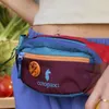Cotopaxi Kapai 1,5 l Del Dia hip bag, vícebarevná Jedna Náhled obrázku produktu 5