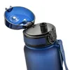 Close-up of the lid and spout of a dark blue water bottle. Náhľad obrázku produktu