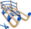 A wooden and blue sled with a snow ball maker accessory. Voir les images du produit