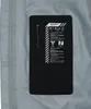 Hellgraue Jacke mit schwarzem rechteckigem Aufnäher und weißem Text zu Notfall-Signalen und Notrufnummern Voir les images du produit
