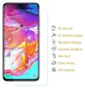A smartphone screen protector is shown next to a smartphone, with feature callouts on the right. Produktbild-Vorschau