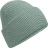 A close-up studio shot of a green beanie. Anteprima dell’immagine prodotto