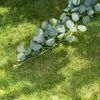 Künstliche Eukalyptus-Girlande mit runden Blättern auf Rasen Produktbild-Vorschau