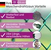 A close-up of a green chain-link fence with text overlays highlighting product features. Produktbild-Vorschau