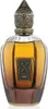A studio shot of a perfume bottle. Voir les images du produit