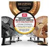 A collage of several fans with an award badge overlay. Anteprima dell’immagine prodotto