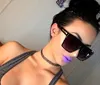 Occhiali da sole oversize da donna, squadrati, neri, Anteprima dell’immagine prodotto 4