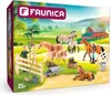 A box of toy horse figures and accessories, set in a farm-like scene. Anteprima dell’immagine prodotto