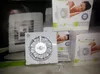 Product packaging and a bathroom exhaust fan are displayed. Anteprima dell’immagine prodotto
