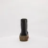 A single black boot with a thick sole is shown from the back against a white background. Produktbild-Vorschau