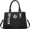 J&W Sac à main Ilirian pour femme Noir Taille unique Voir les images du produit 15