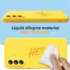 A yellow phone case is shown with text highlighting its features. Anteprima dell’immagine prodotto