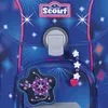A close-up view of a blue school backpack with a star-shaped patch and a dangling charm. Anteprima dell’immagine prodotto
